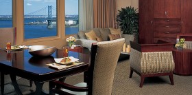 Hyatt Regency Philadelphia at Penn's Landing